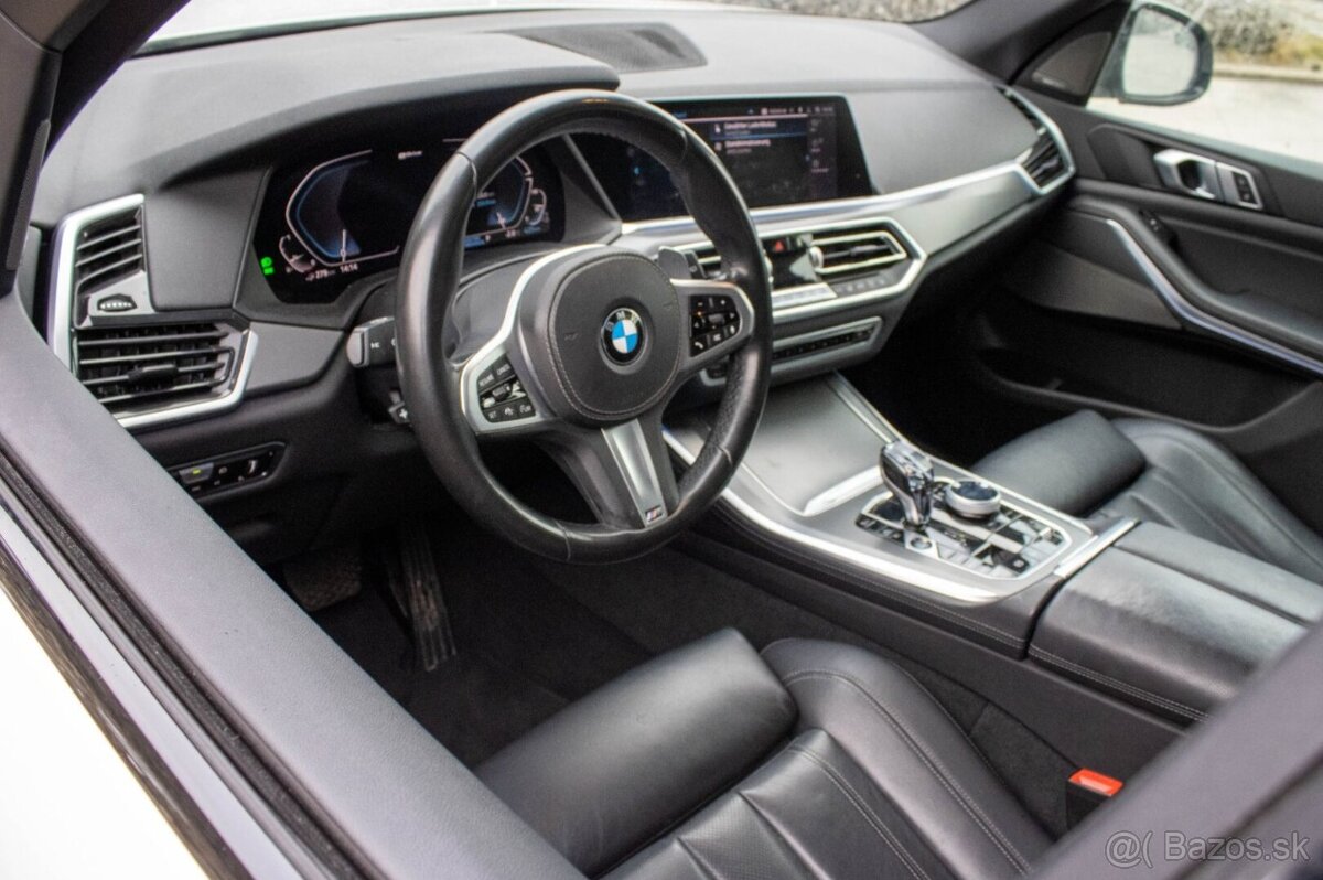 BMW X5 xDrive 45e 210kW AT/8 2020 - 16