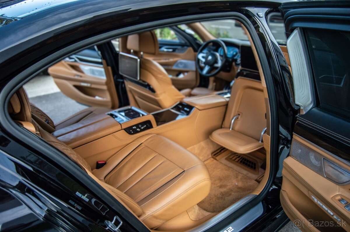 BMW M760Li V12 xDrive 448kw - 16