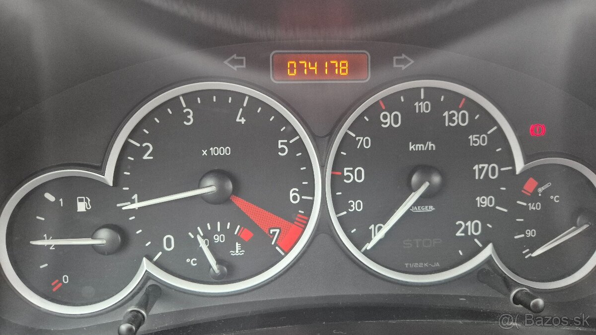 Peugeot 206 1.4 55 KW benzin 74178 km - 16