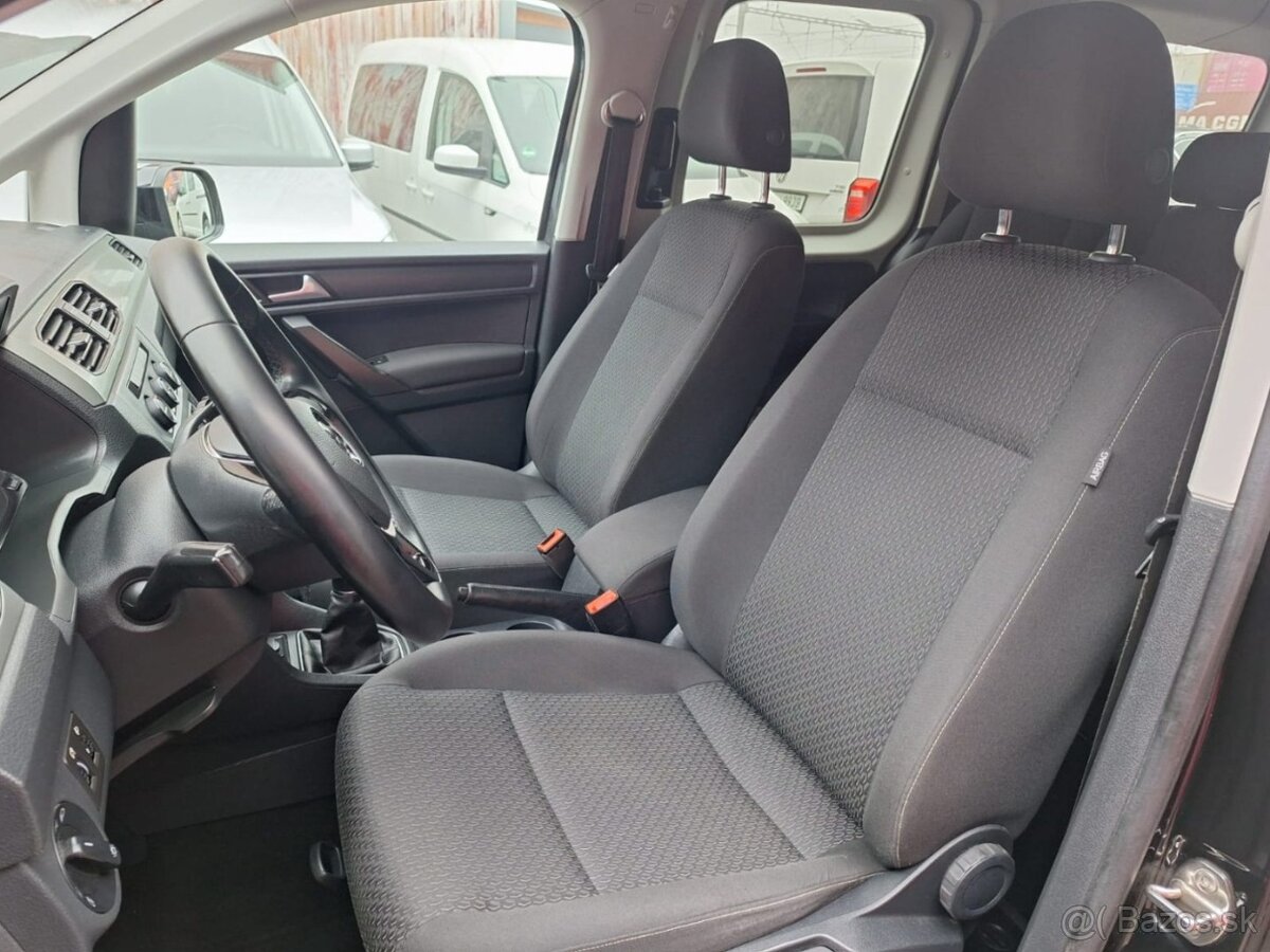 VOLKSWAGEN CADDY MAXI 1,4i 7míst záruka km - 16