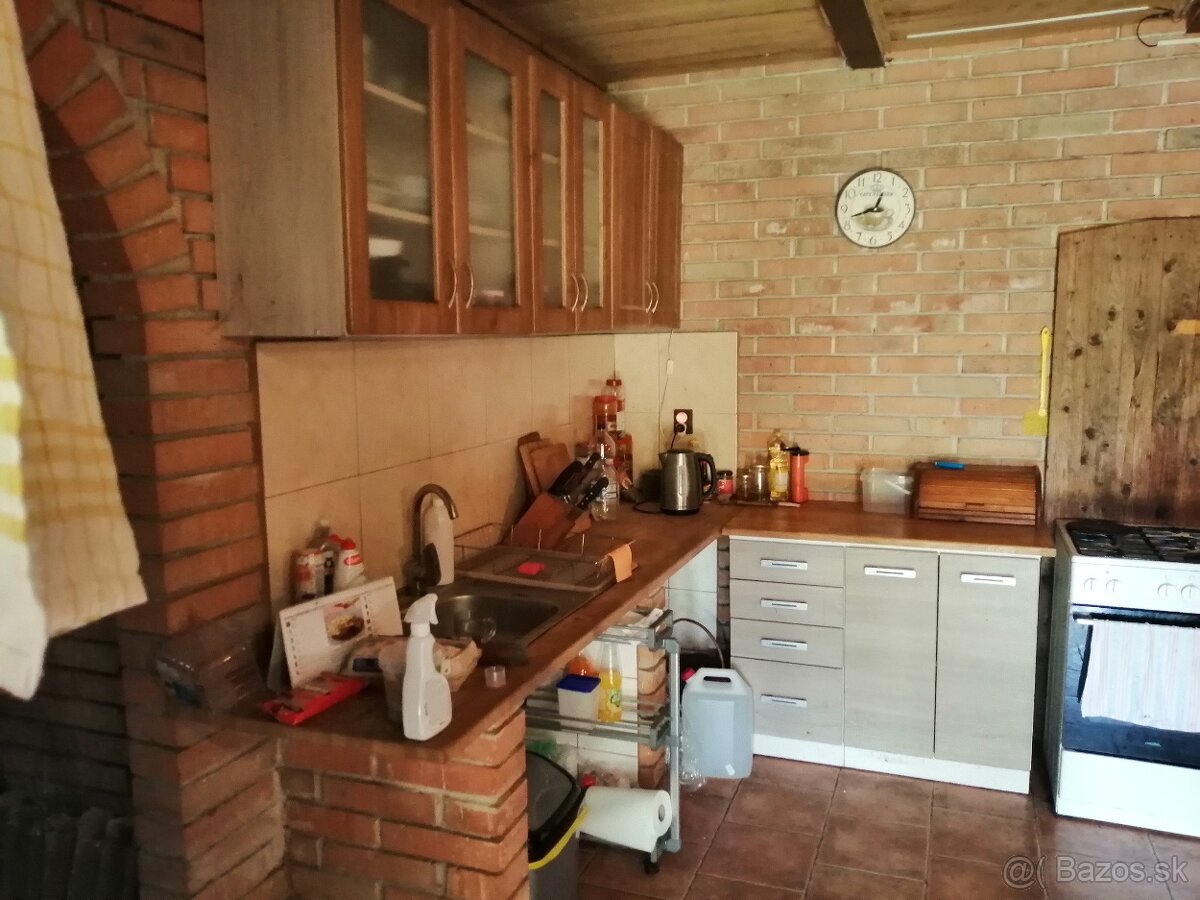 Predám usadlosť na polosamote - 16