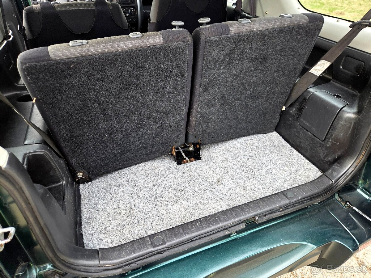 Suzuki Jimny 1.3 - 16