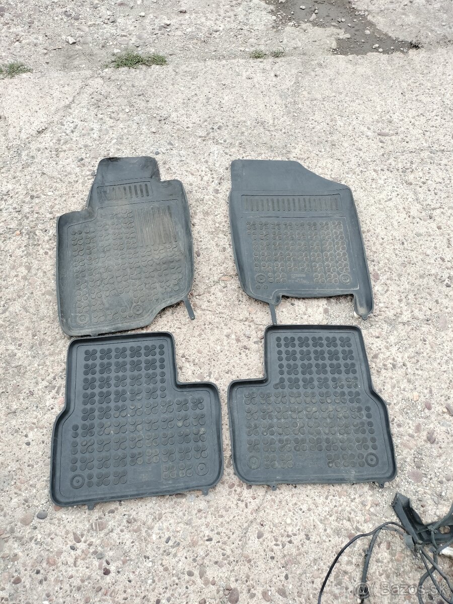 Diely na Peugeot 207 - 16