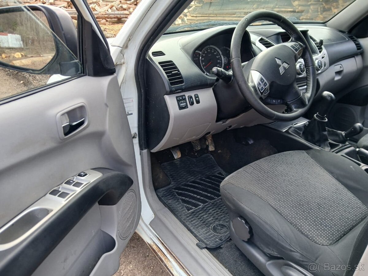Mitsubishi L200, r.v. 2014 - 16