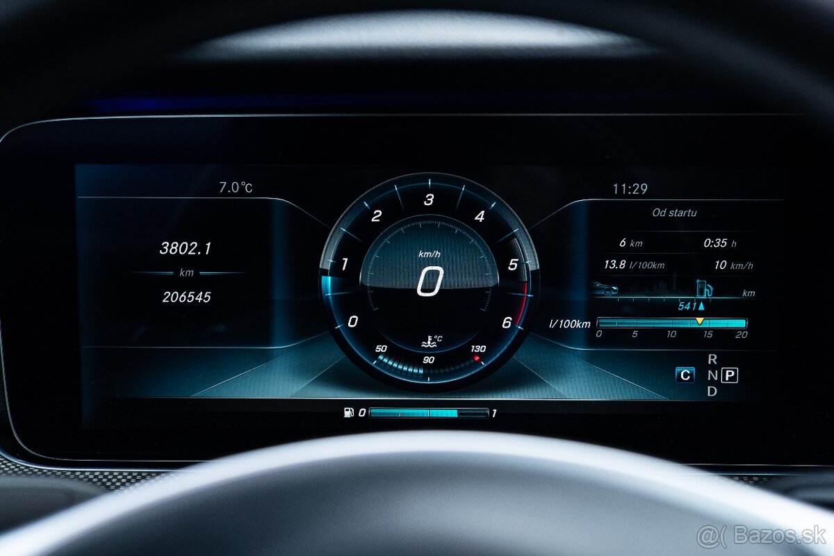 Mercedes-Benz E 220 Coupé - 16