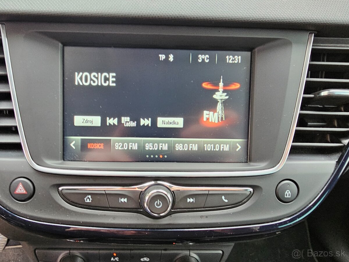 Opel Crossland X Combi 61kw Manuál 72 300km - 16