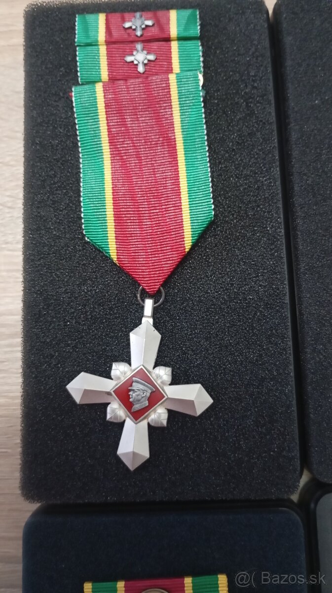 Medaily vojenské - 16