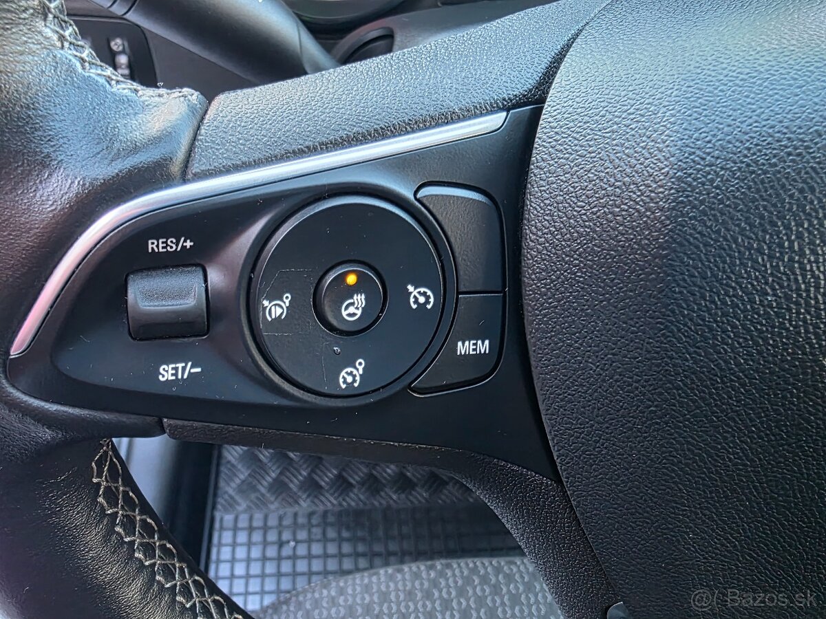 Opel Crossland X 1.2,39000km,kúpené na SK - 16