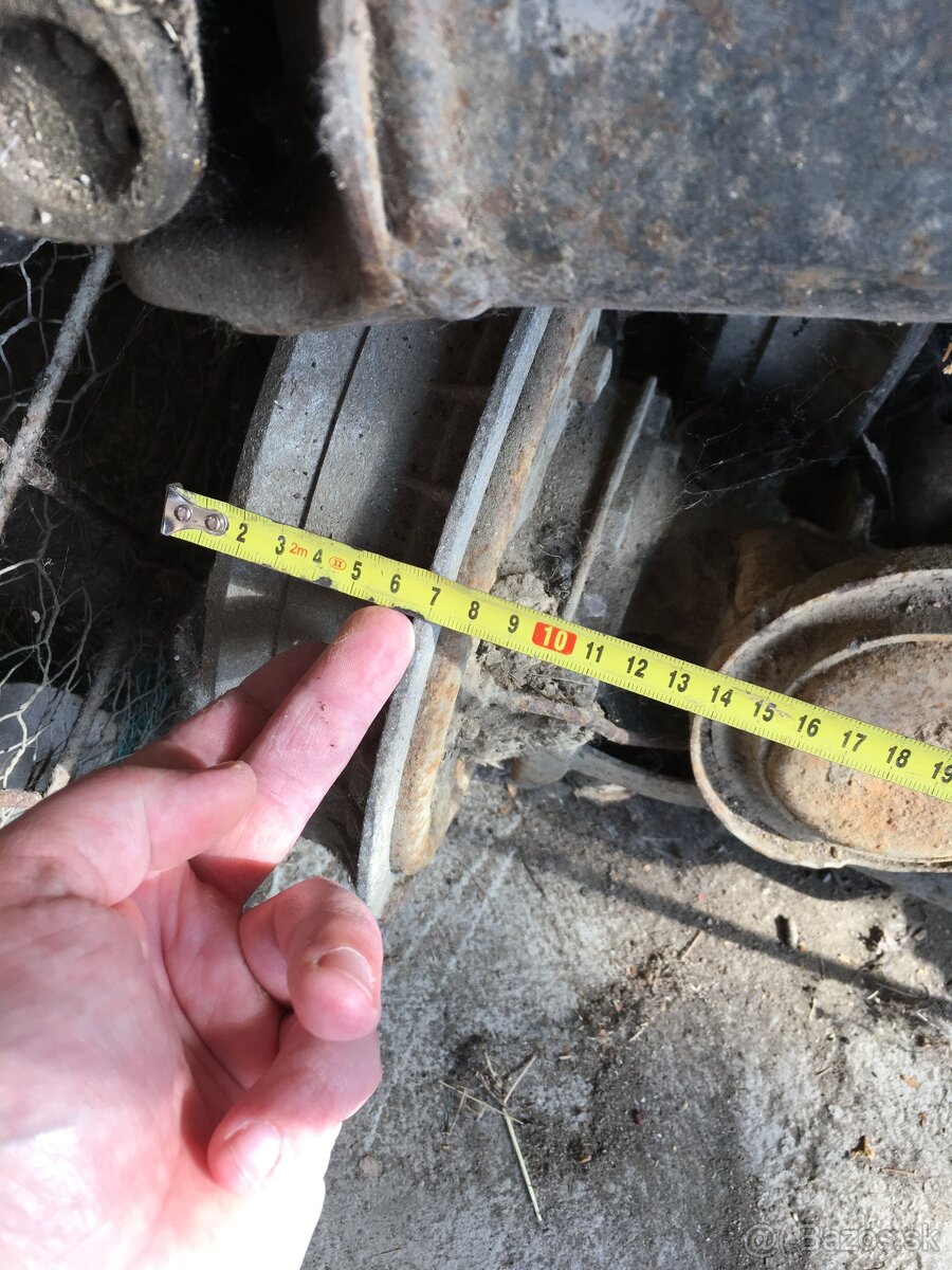 3x náprava Lada Žigula, 2 originál, 1 skracovaná - 16