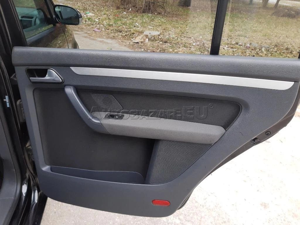 Vw Touran 2.0Tdi 8V BMM Trendline - 16