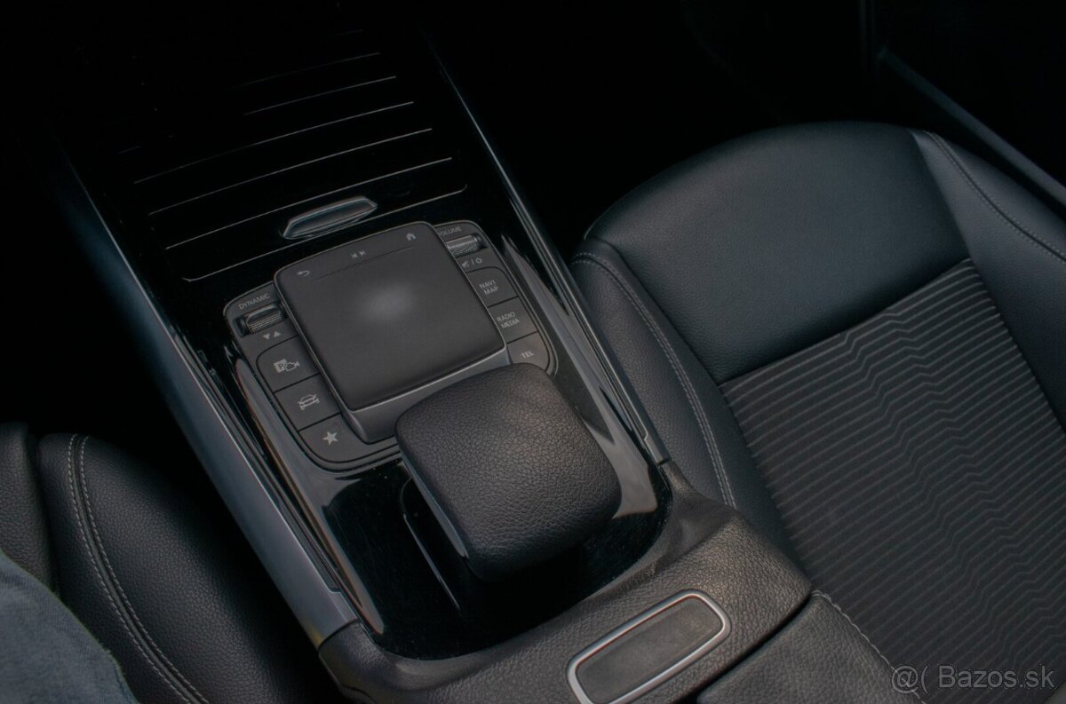 Mercedes-Benz GLA 200d A/T 110kw - 16