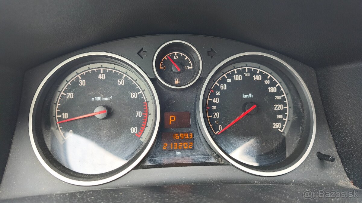 Opel Astra H 1.8 92 kW - 16