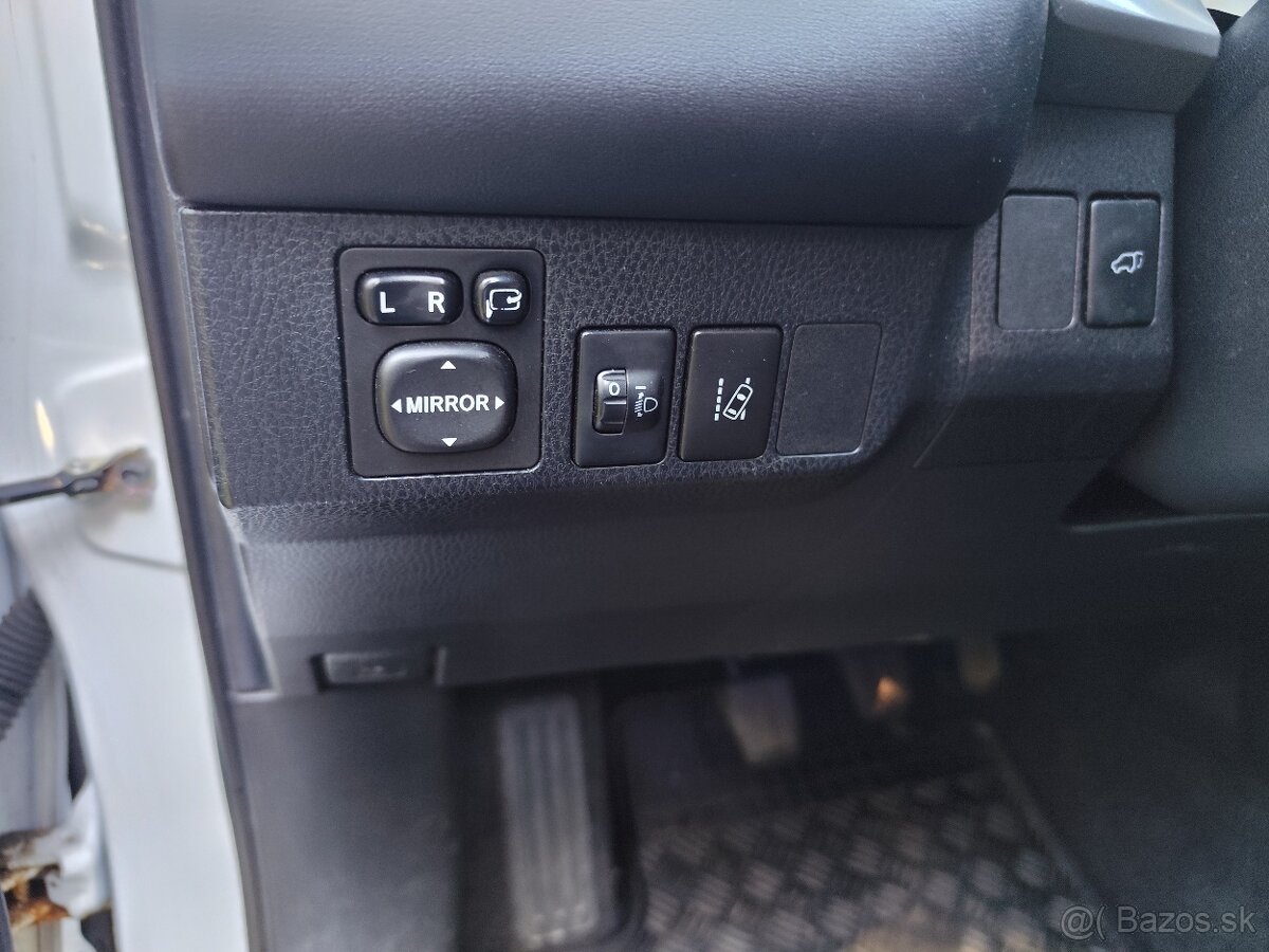 Toyota RAV4 2.0 diesel, 105kw, ročník 2017 - 16