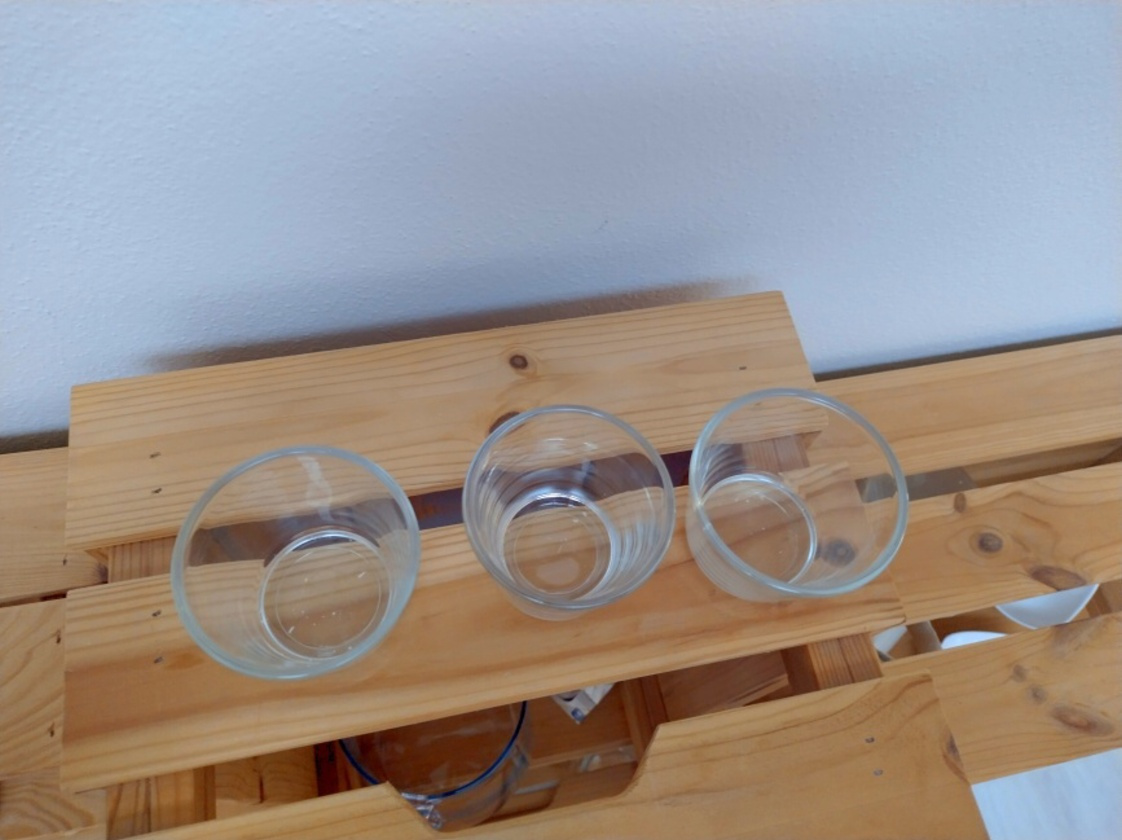 16x skleneny svietnik - 16