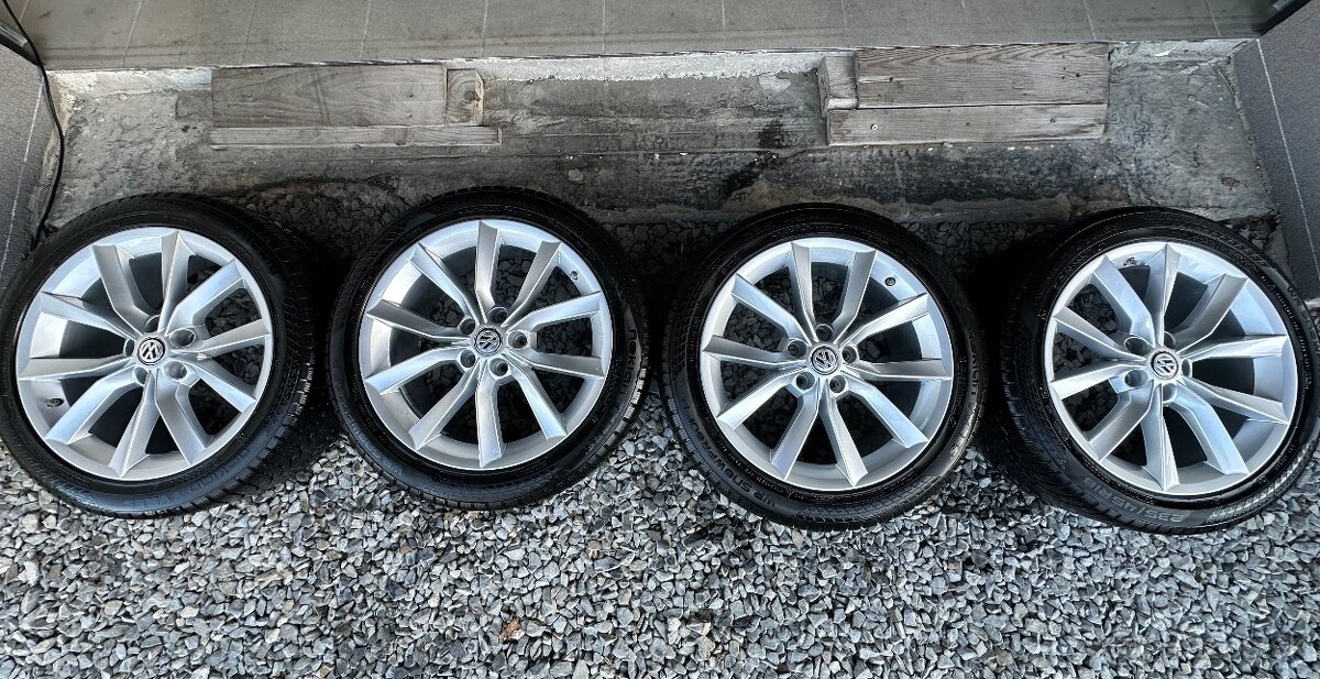 VW Passat B8 4motion | původ ČR | - 16
