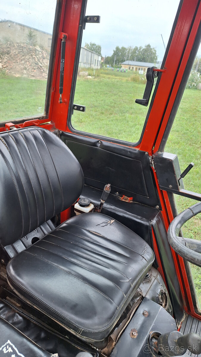 malotraktor MT8-150 s kabinou - 16