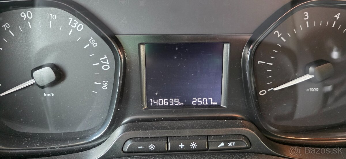 Opel Vivaro Zafira Life 1.5 CDTi 120k M Enjoy štandard - 16