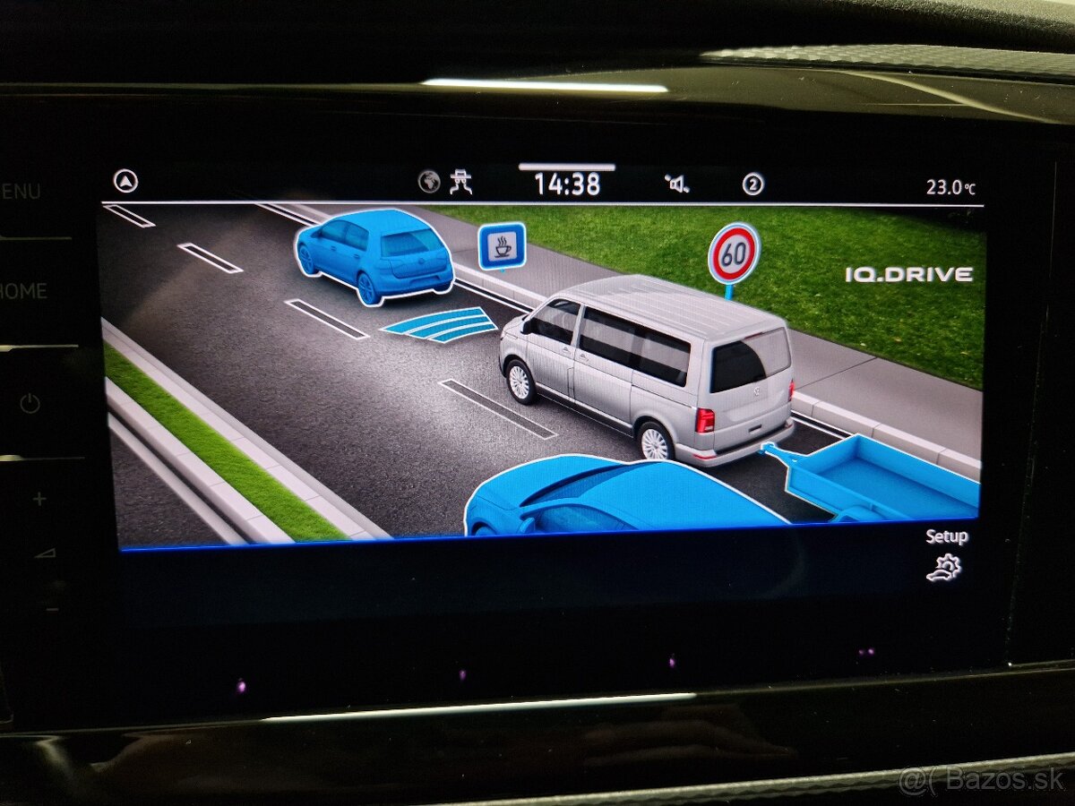 VW Multivan 2,0 4MOTION 150kW Automat HIGHLINE Virtual Koža - 16