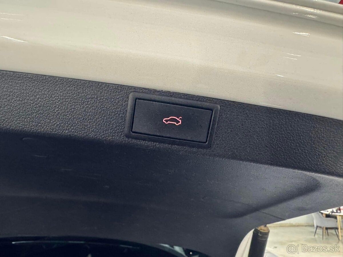 Škoda Octavia Combi 2.0 TDI SCR Style DSG - 16