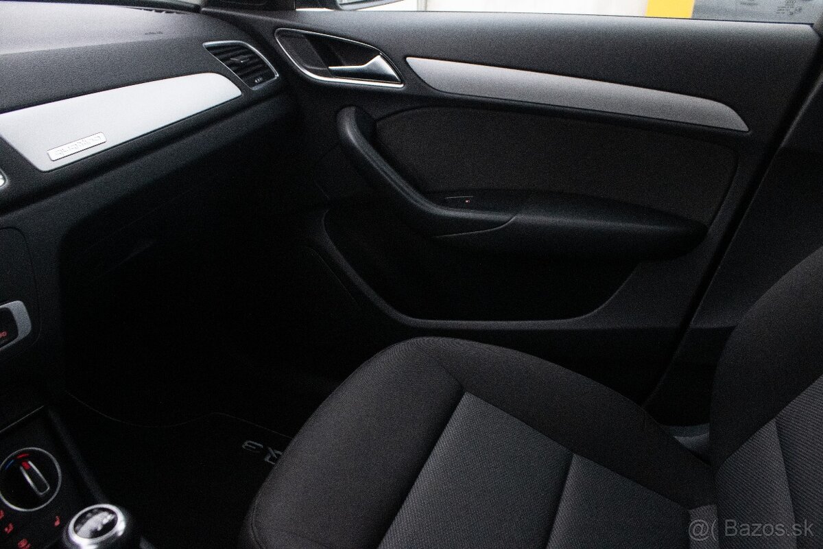 Audi Q3 2.0 TDI quattro, 110kW (2015) - 16