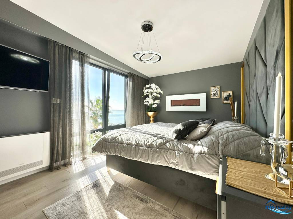 Trogir, Čiovo - luxusná vila s nádherným výhľadom na more - 16