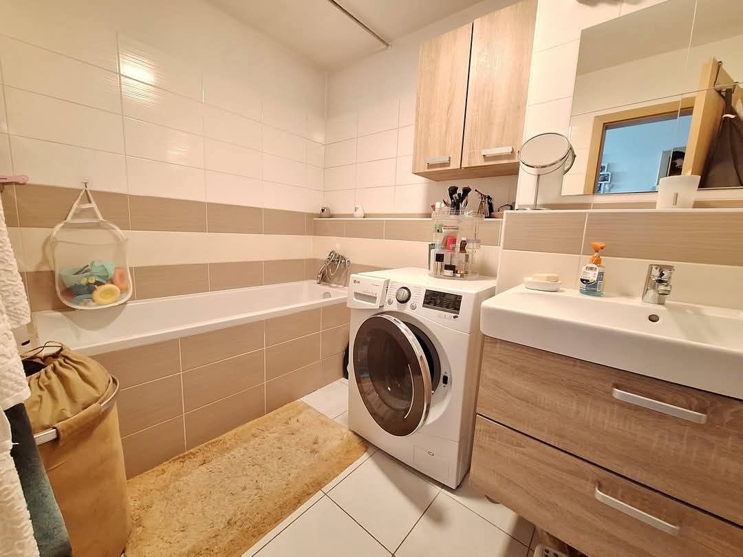 Prenájom 3izb.s balkónom novostavba Kazanská - 16