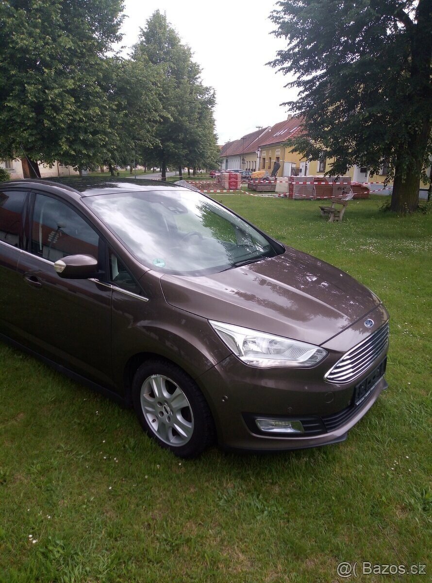 Ford C-max 2.0tdci 110kw rok 2015 Titanium Sync - 16