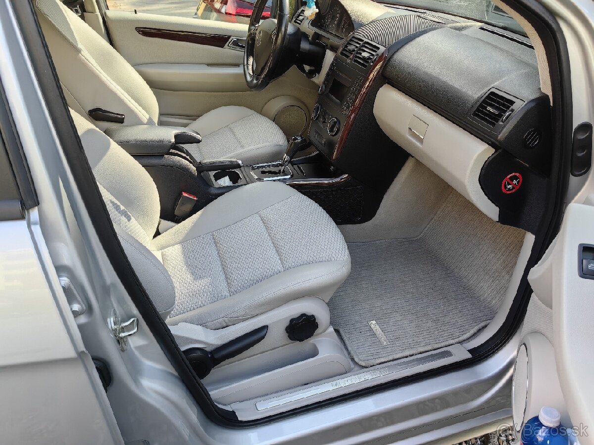 Mercedes benz A200 CDi - 16