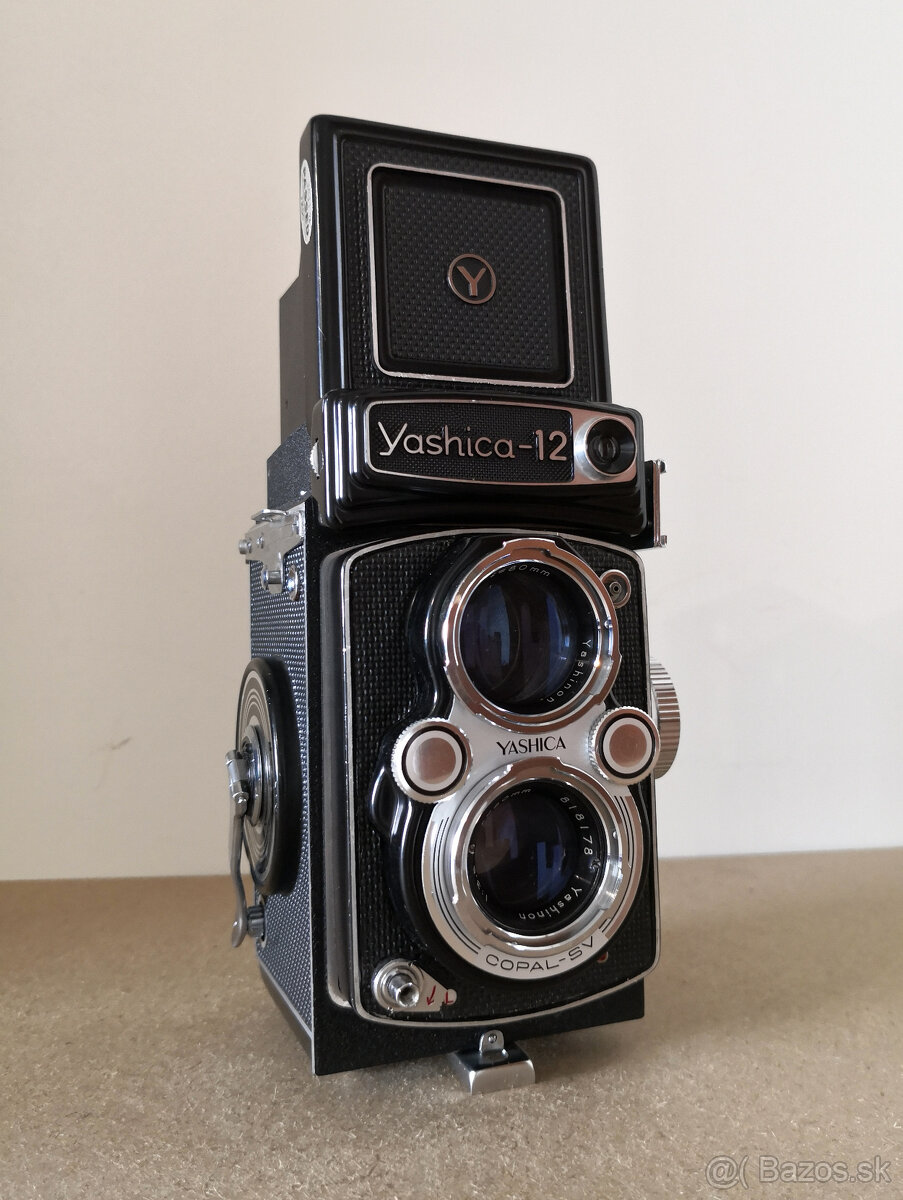 Fotoaparát Yashica-12 - 16