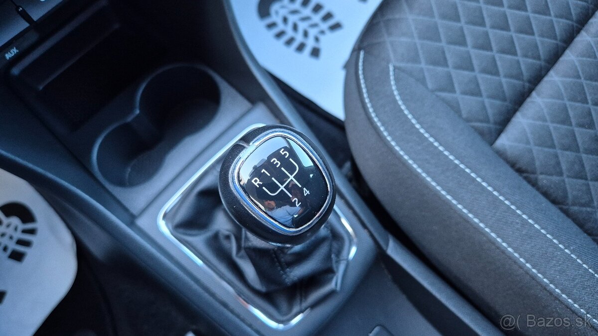 Škoda Rapid Spaceback SB 1.2 TSI 90k Drive - 16