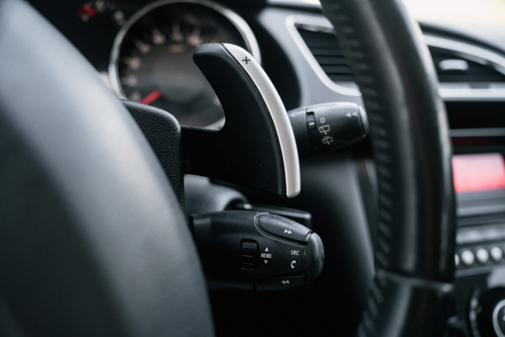 Peugeot 3008 1.6 HDi AT6 2011 - 16