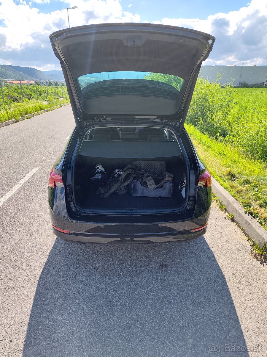 ŠKODA OCTAVIA COMBI - 4, 1.5 TSI e-TEC DSG 150 k – TOP STAV - 16