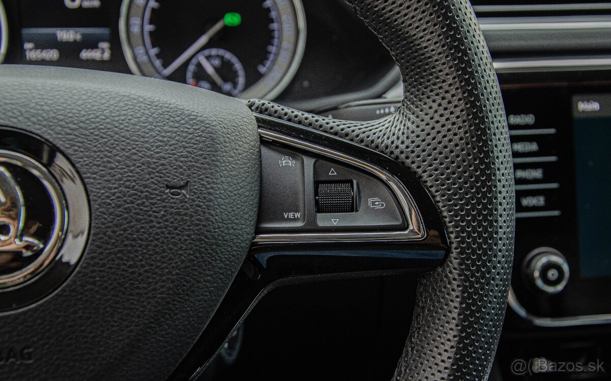 Škoda Superb 2.0 TDI SCR DSG - 16