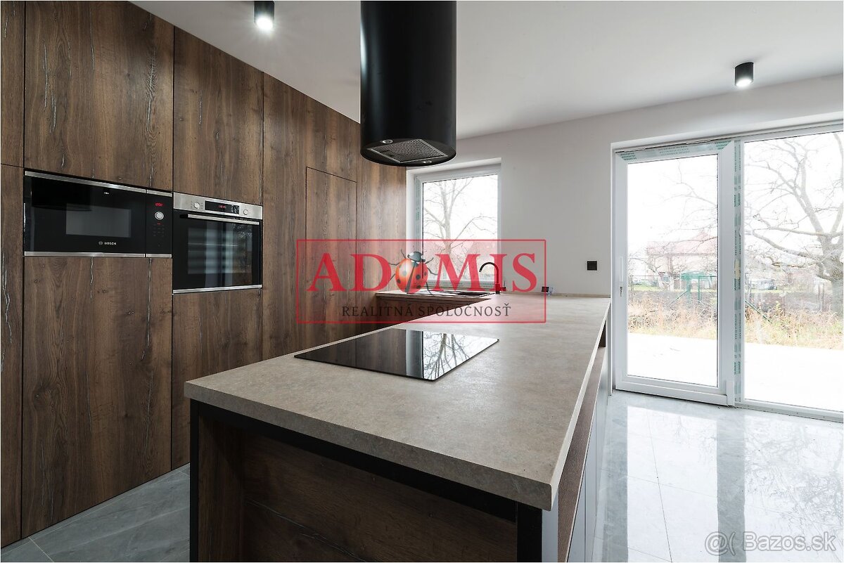 ADOMIS - predám 6-izbová NOVOSTAVBA,Ortáše 607m2,garáž, iba - 16
