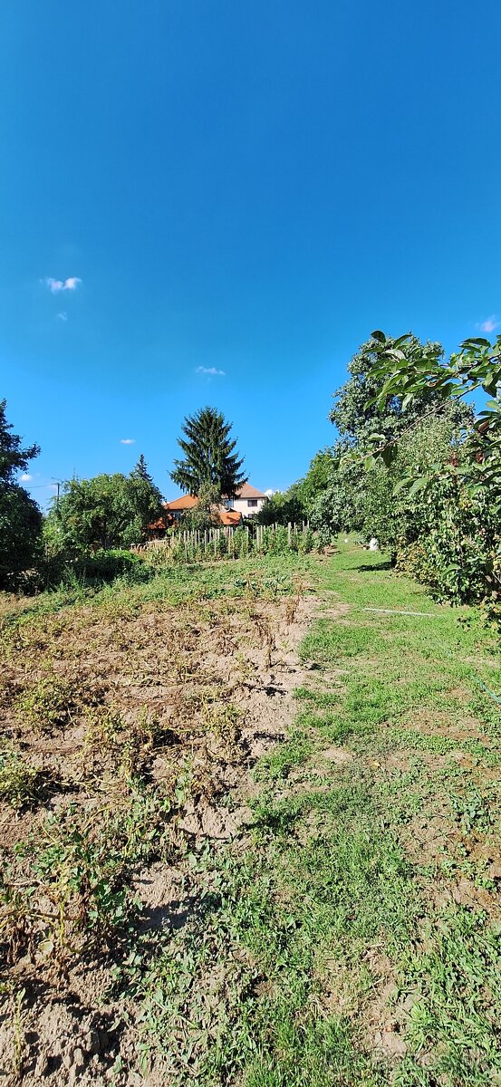 Rodinný dom na bývanie, na víkendy, 1+4 - 16