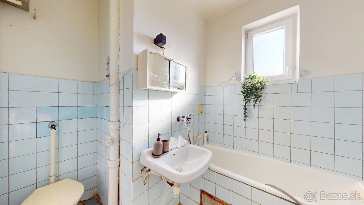 5 izbový rodinný dom s garážou, pivnicou, Kodalyová ul. - 16