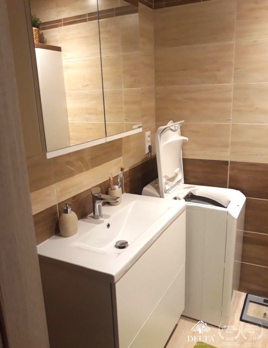 Zrekonštruovaný 2 izb. byt s loggiou 59 m2 Zvolen predaj - 16