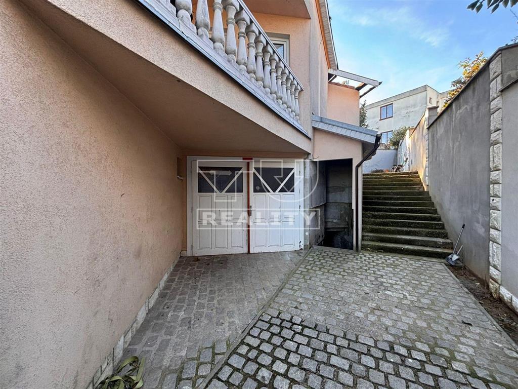 Vila v Nitre blízko centra - 16