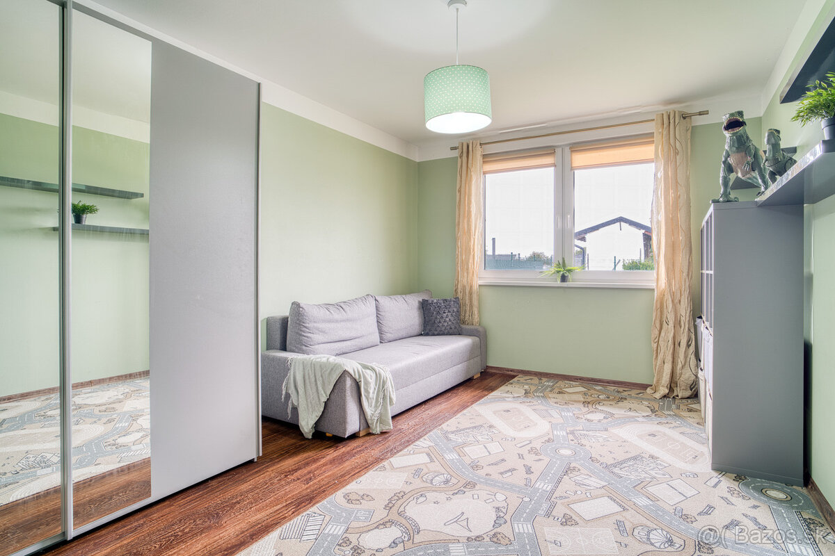 Na predaj 4-izbový rodinný dom v obci Gajary - 16