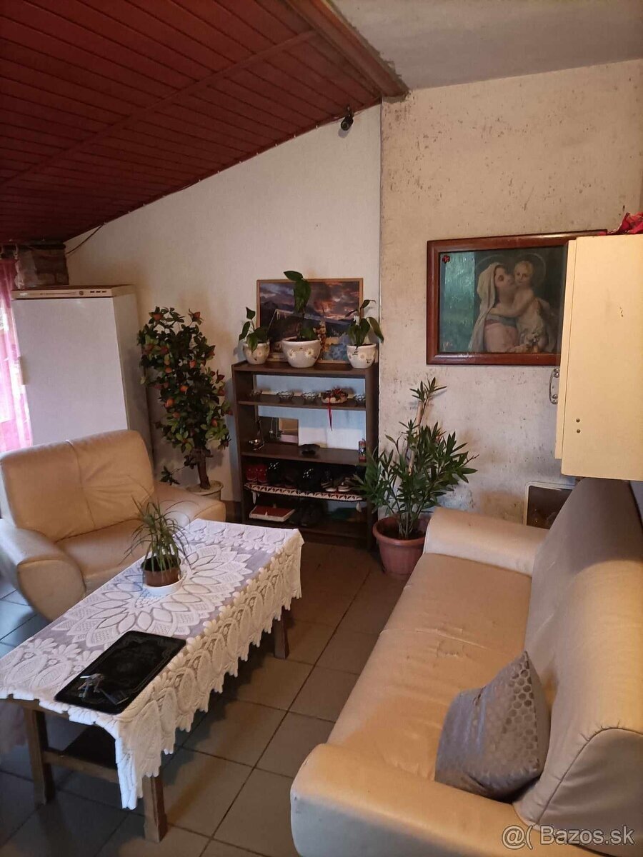 Ponúkame Vám na predaj rodinný dom v obci Léh - Maďarsko - 16