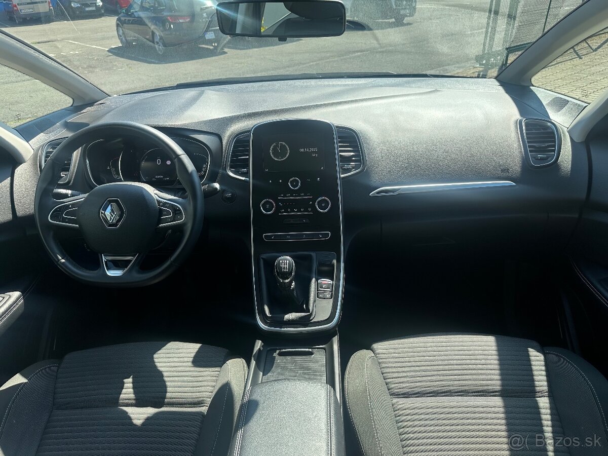 RENAULT GRAND SCÉNIC BLUE DCI 120 7M - 16