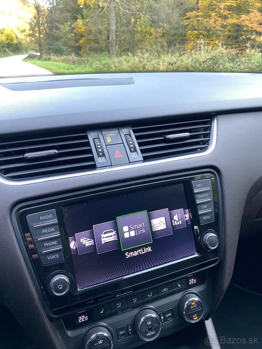 Škoda octavia 2.0tdi 110kw Laurin&klement PRIHLÁSENÉ - 16