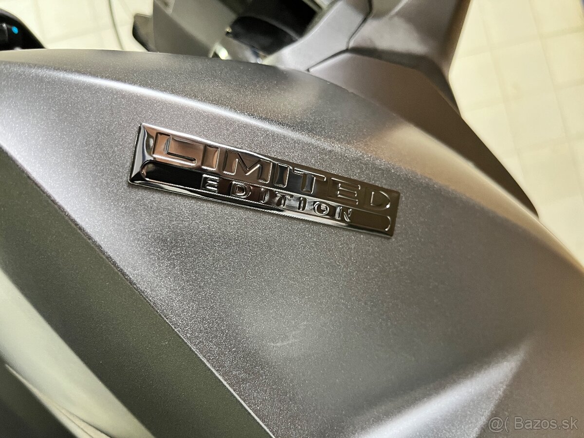 Skuter Honda Forza 125 - 16