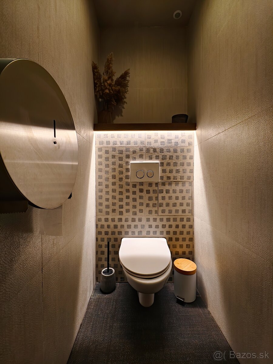 Luxusná zabehnutá kaviareň ul. Hlavná, Košice - Staré Mesto - 16