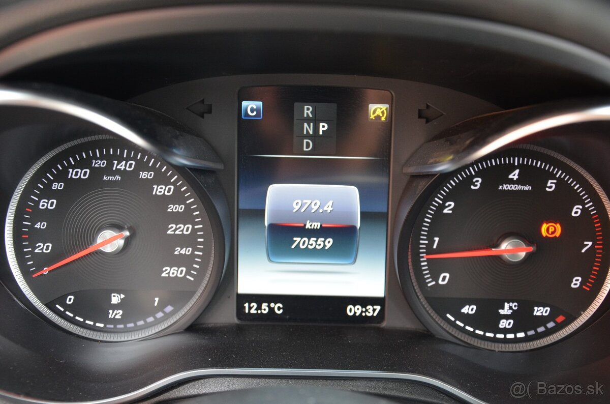 Mercedes-Benz GLC SUV 250 4Matic AMG Night Packet - 16