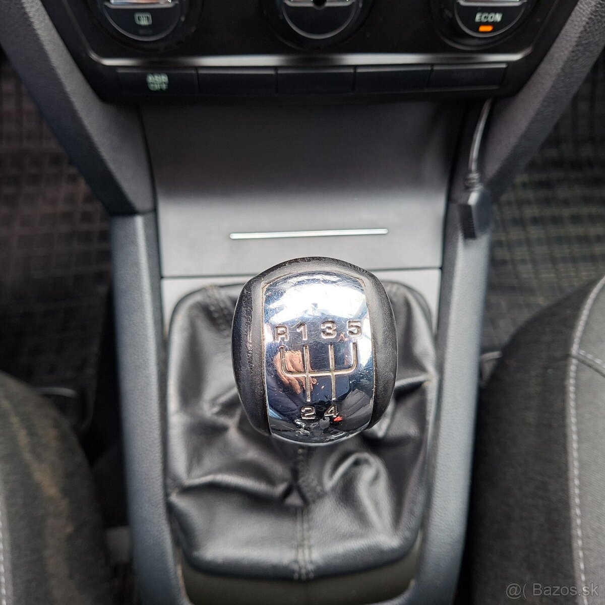 Škoda Octavia Combi 1.9 TDI Elegance 77 KW diesel - 16