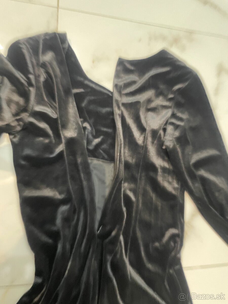 Luxusné zamatové šaty - 16