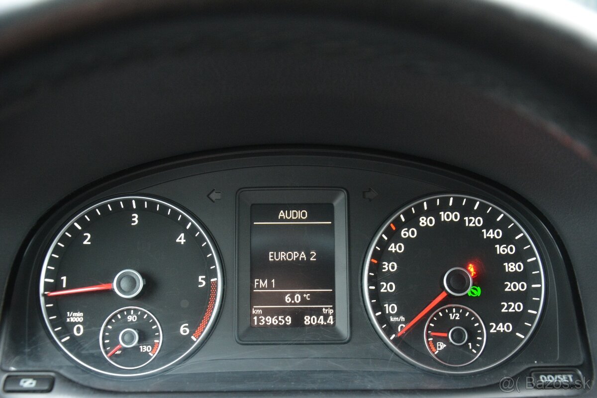 Volkswagen Touran 1.60 TDI , 1. majiteľ, Sr. voz, automat, 7 - 16