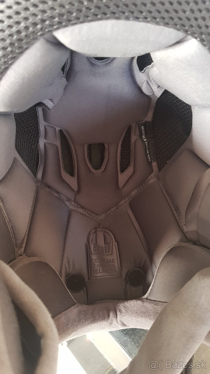 Predám novú karbónovú prilbu AGV Sportmodular -L - 16