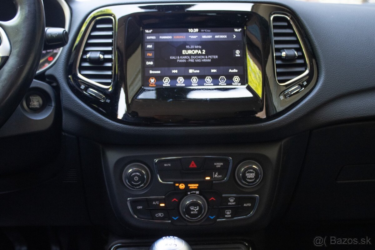 Jeep Compass 1.3 TURBO Night Eagle možný odpočet DPH - 16